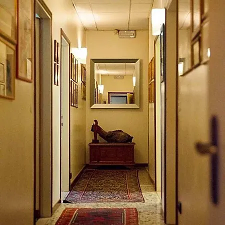Trieste Hotel *